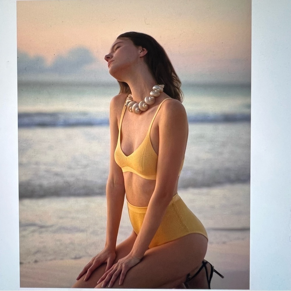 Auteur Studio Ashley Knitted Top In Fanta — image 3 of 8